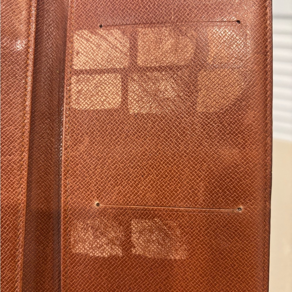 LV Monogram Checkbook - Picture 4 of 7